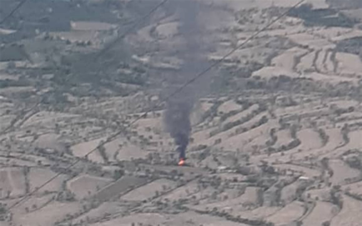 تعز: الجيش يعلن استهداف قيادي حوثي بقصف مركبته في الصلو