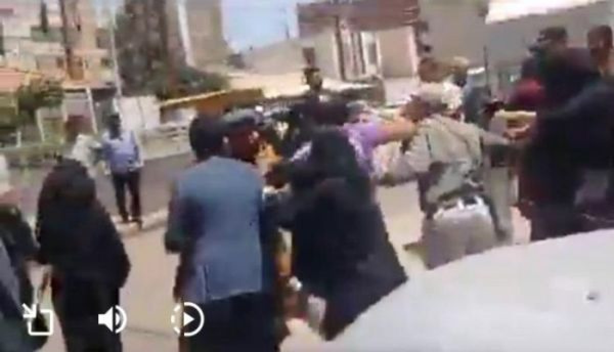 صنعاء: جماعة الحوثي تواجه بالقمع محتجين طالبوا بودائعهم من البنوك