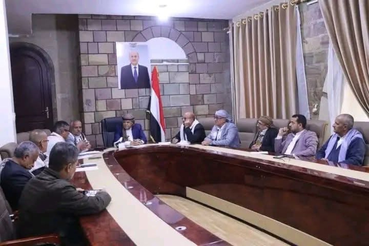 معلمو تعز يستأنفون العملية التعليمية بعد إضراب دام 3 أسابيع