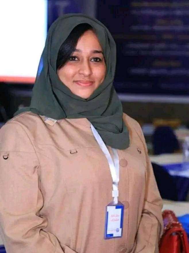 مليشيا الحوثي تمنع أقارب المعتقلة فاطمة العرولي من زيارتها