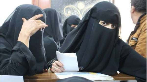 مخاوف أممية بشأن فرض جماعة الحوثي قيودا على اليمنيات العاملات