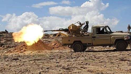 تعز.. الجيش يعلن إحباط محاولة تسلل لمليشيا الحوثي شمال المدينة