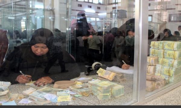 تقرير: الانقسام النقدي يستنزف اقتصاد اليمن