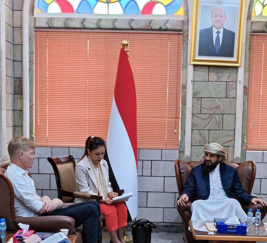 عضو الرئاسي "المحرمي": الحوثي لا يبحث عن السلام وغير جاد للانخراط في مفاوضات الحل النهائي