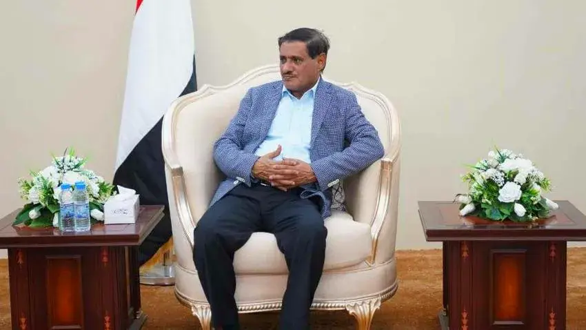 "الرئاسي": مسودة السلام مع الحوثيين لم تصل إلى موقف متقدم