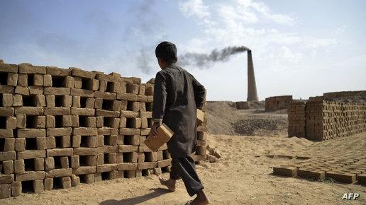 تقرير: الفقر والنزاعات يفاقمان ظاهرة عمالة الأطفال في الدول العربية
