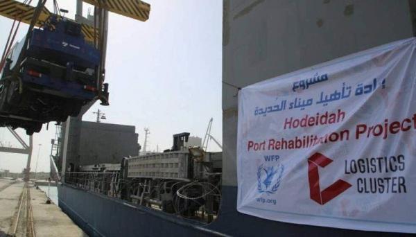 مسؤول حكومي: بقاء موانئ الحديدة تحت سيطرة الحوثي يطيل أمد الحرب
