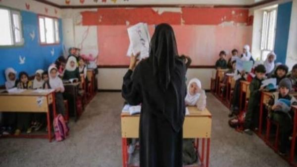 إب: جماعة الحوثي تسقط عشرات المعلمين من كشوفات الحوافز