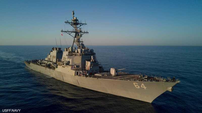 مدمرة أمريكية تسقط "مسيّرة حوثية" في البحر الأحمر قبل ساعات