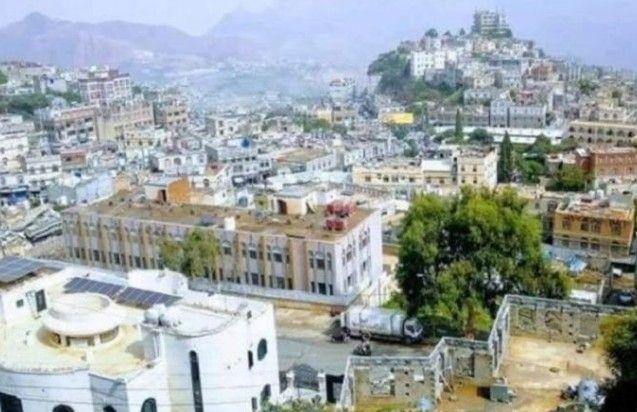 حجة: جماعة الحوثي تصادر مساحات واسعة من أراضي مديرية عبس