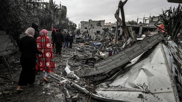 غزة.. شهداء بالجملة وقصف إسرائيلي متواصل بهدف تهجير المدنيين