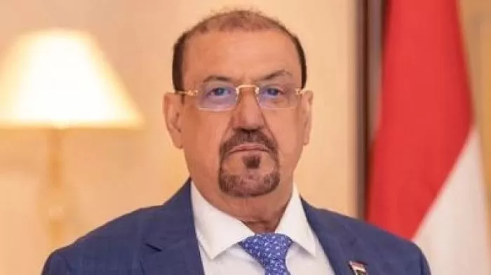 البركاني يطالب الحكومة بتحرك عاجل لإنقاذ عدن وتعز من "الانهيار الخدمي"
