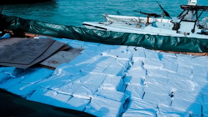 مسؤول أمريكي: إيران تواصل تهريب الأسلحة للحوثيين وواشنطن بحاجة إلى خطة رادعة
