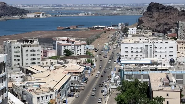 خلاف على "كسوة العيد" ينتهي بجريمة قتل مروعة في عدن