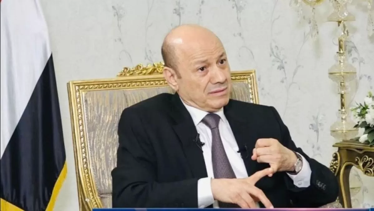 الرئيس العليمي: الحوثيون وحلفاؤهم يستخدمون "قميص غزة" خدمة للأجندة الإيرانية
