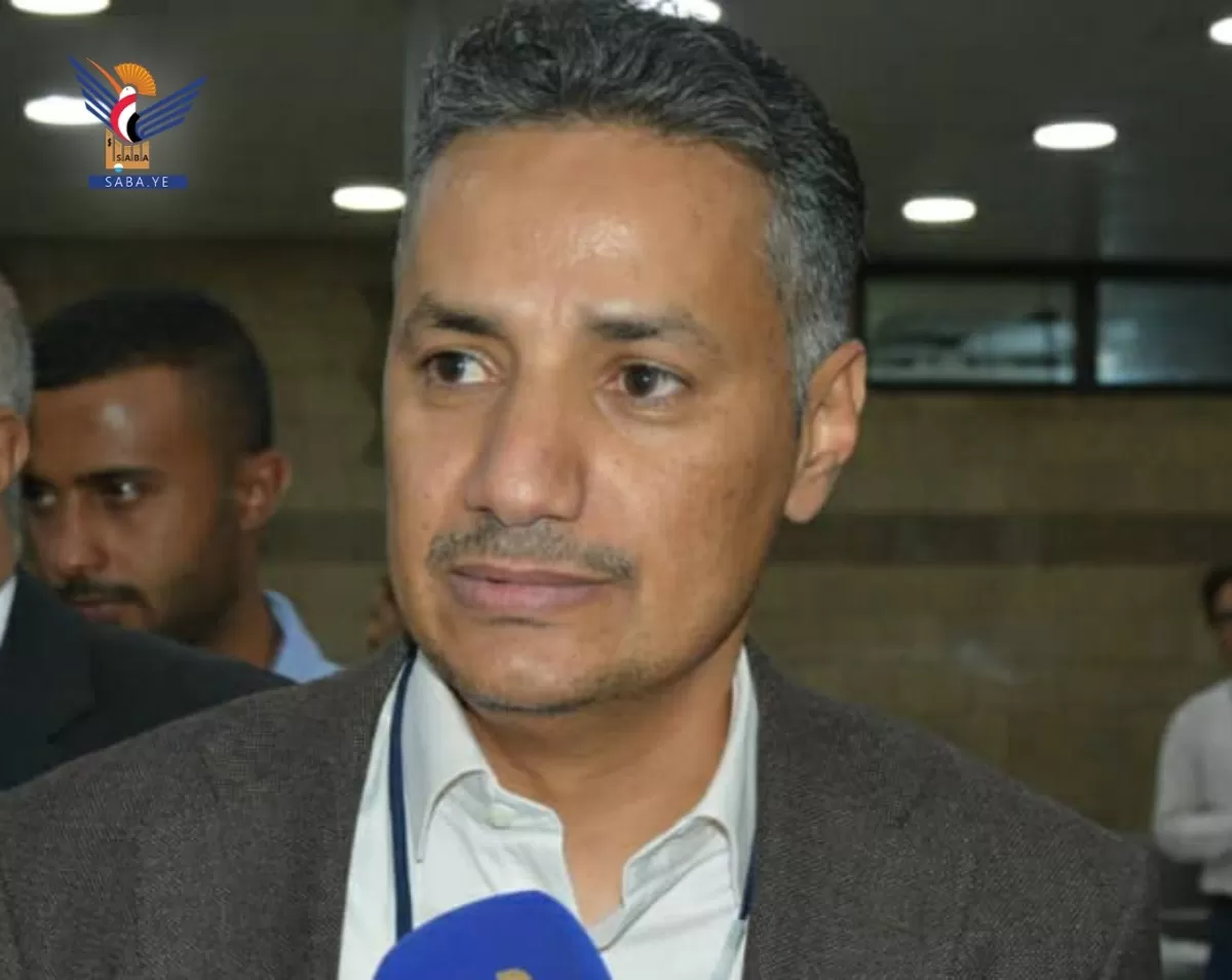 مسؤول حوثي يعتدي على مكتب طيران اليمنية في صنعاء