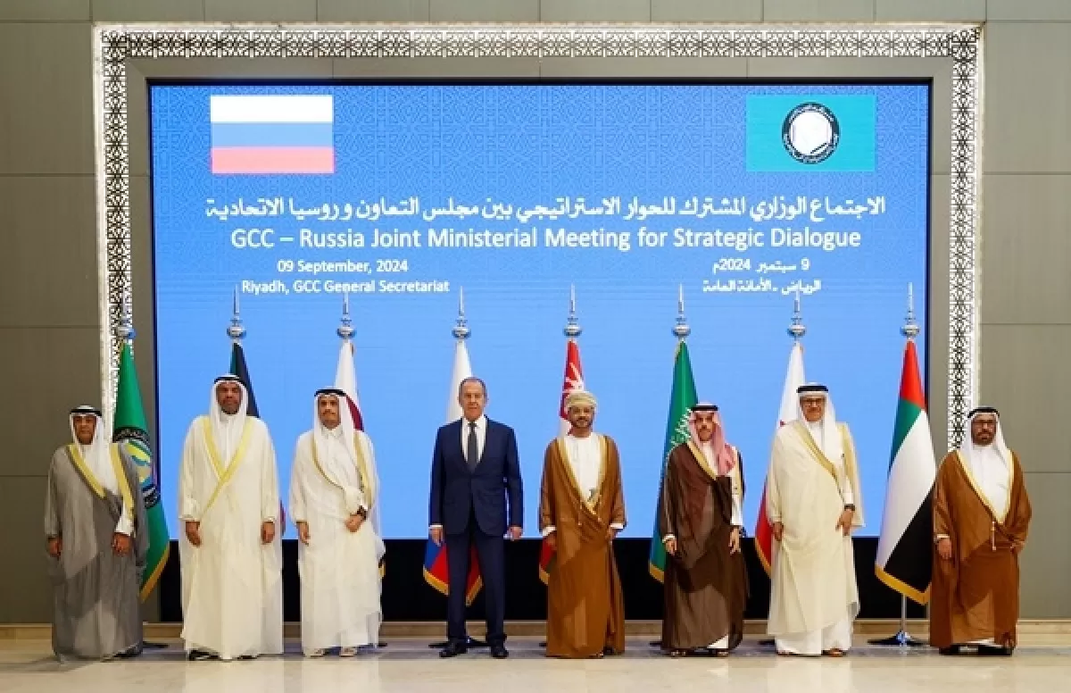 مجلس التعاون الخليجي يدعو الحوثيين للتعاطي مع مبادرات السلام