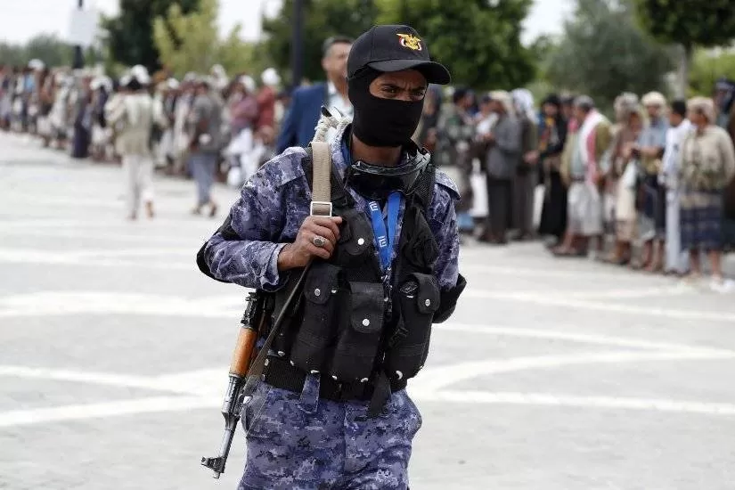 جماعة الحوثي تعتقل 30 شخصًا في صنعاء