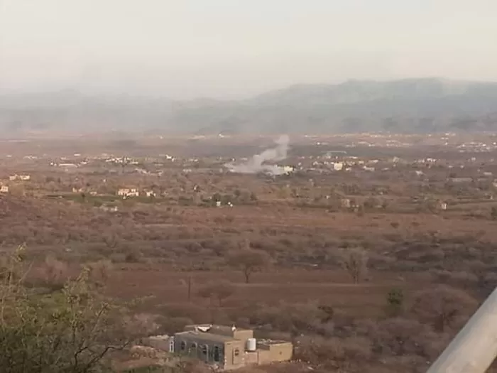 قيادي حوثي يقصف بمسيّرة منزل مواطن في الضالع بسبب خلاف على أرض زراعية