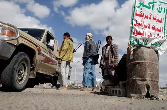 الحوثيون يفرضون قيودًا أمنية مشددة على التنقل في صعدة