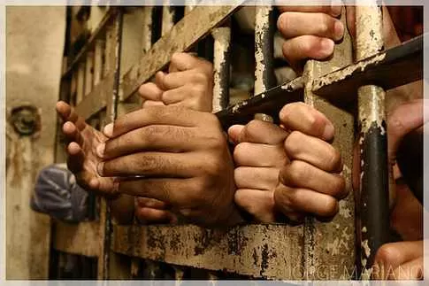 وفاة 476 مختطفًا تحت التعذيب في سجون الحوثيين خلال سبع سنوات