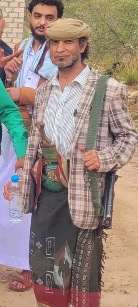 مسلح حوثي يقتل زوجته واثنين من أقاربها في الضالع