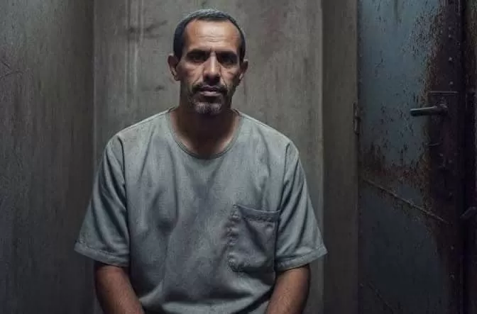 محامٍ يُضرب عن الطعام عقب نقله إلى زنزانة انفرادية في سجون الحوثيين بصنعاء