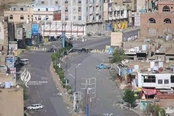 الحكومة تجدد تمسكها بضرورة رفع الحصار عن تعز ووقف القيود على حركة المدنيين