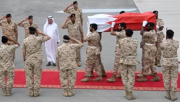وفاة ضابط بحريني متأثرًا بإصابته في الهجوم الحوثي على موقع جنوبي السعودية